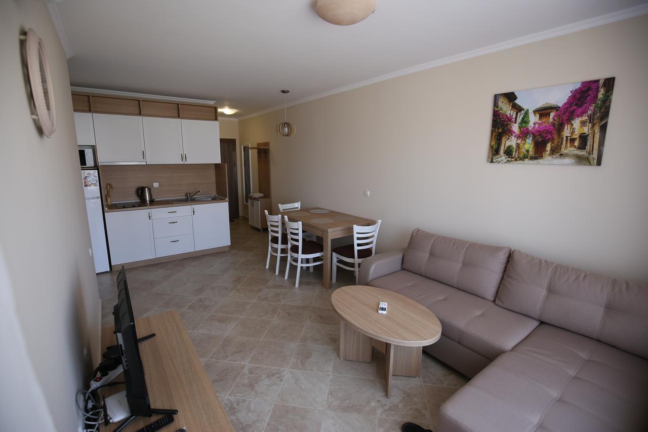 Apartments In Rif 3 Ravda Bagian luar foto