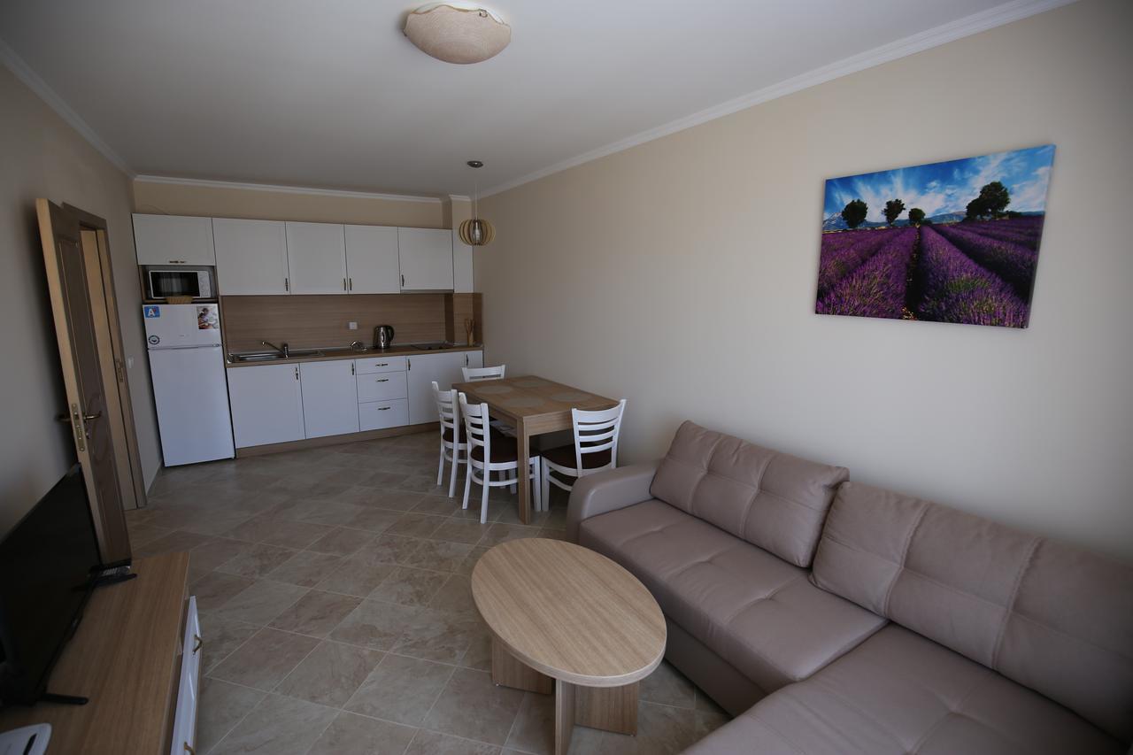 Apartments In Rif 3 Ravda Bagian luar foto