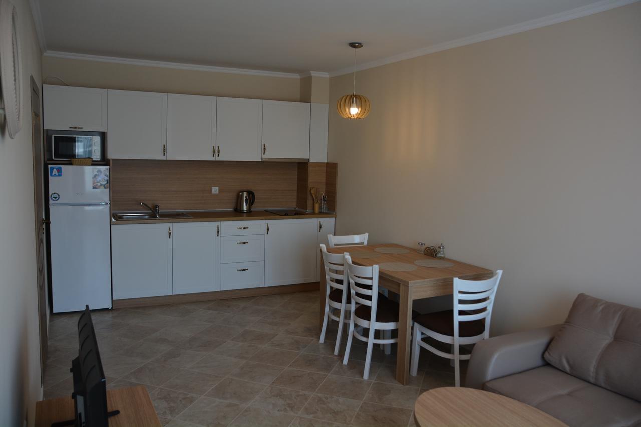 Apartments In Rif 3 Ravda Bagian luar foto