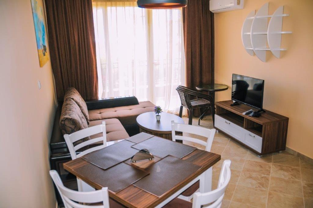 Apartments In Rif 3 Ravda Bagian luar foto